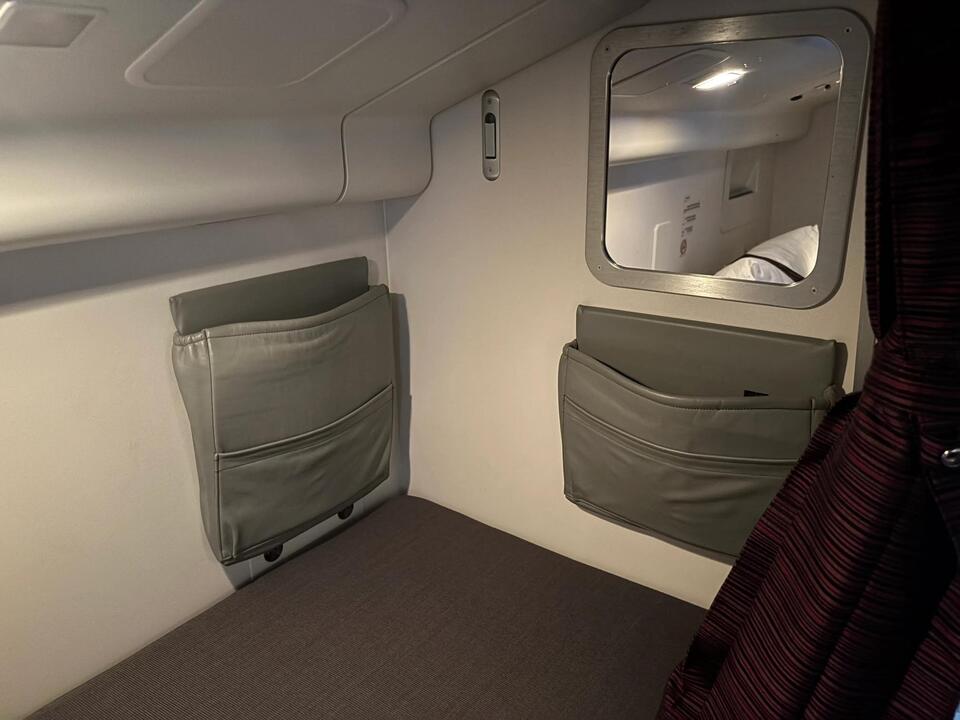 Secret Crew Bunks on Qatar’s 777s!