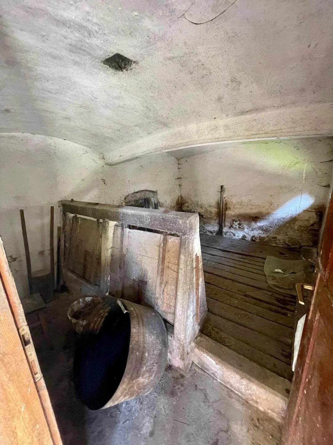 🐷 I Renovated My Old Pigsty And Transformed It Into A Summer Kitchen (see the result in p2)
