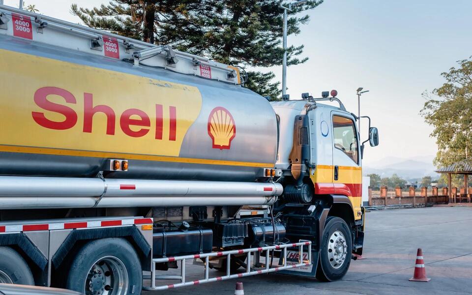 Why Oil Giants Are Hitting Pause on Climate Goals