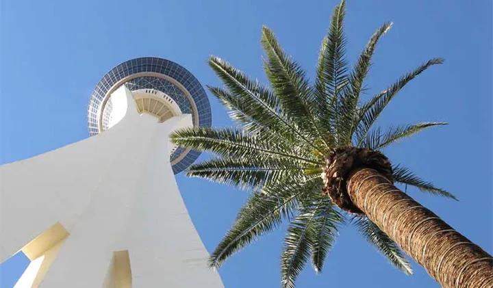 Las Vegas locals cash in as Strip slows down