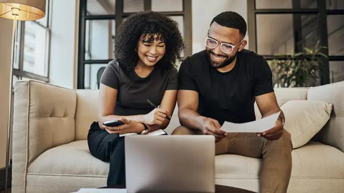 5 Easy Money Moves to End 2025 Strong