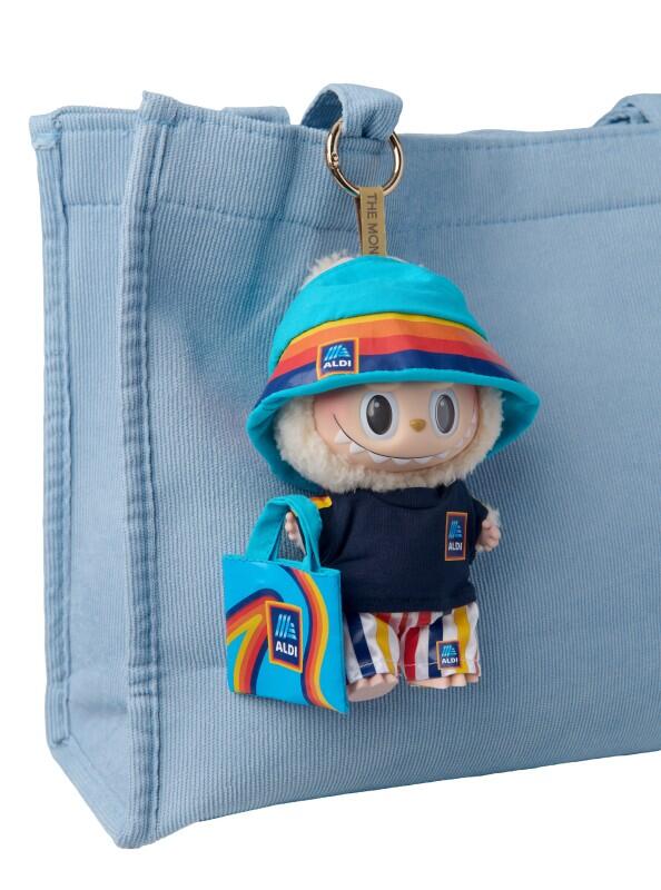 Aldi’s Mini Merch Drop: Free Swag Alert!