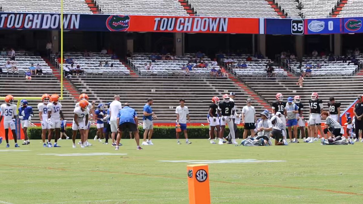 Florida Gators land top 15 spot in AP poll