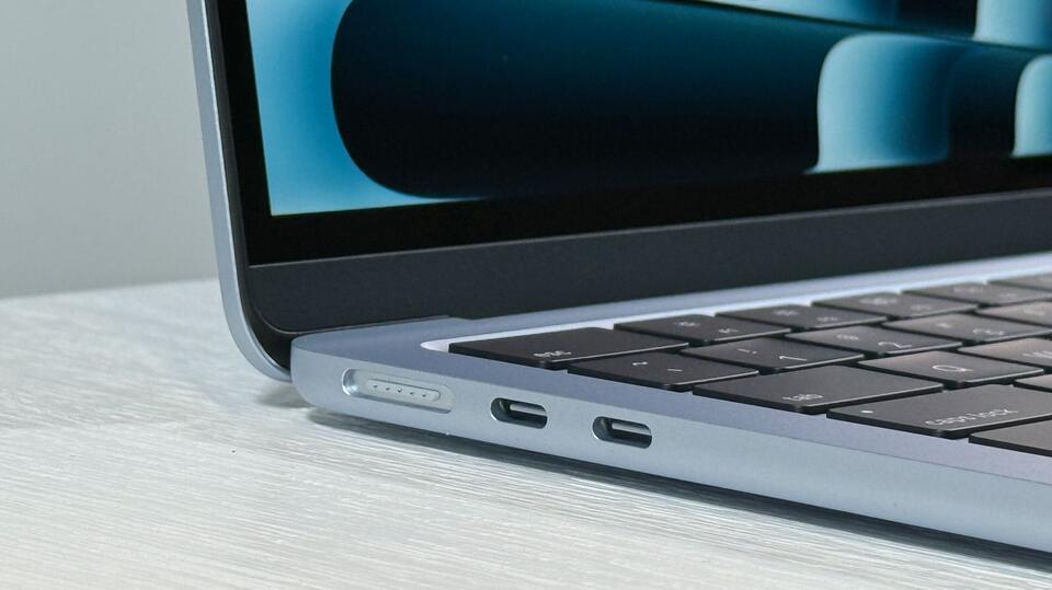 Would You Switch for a $599 MacBook?
