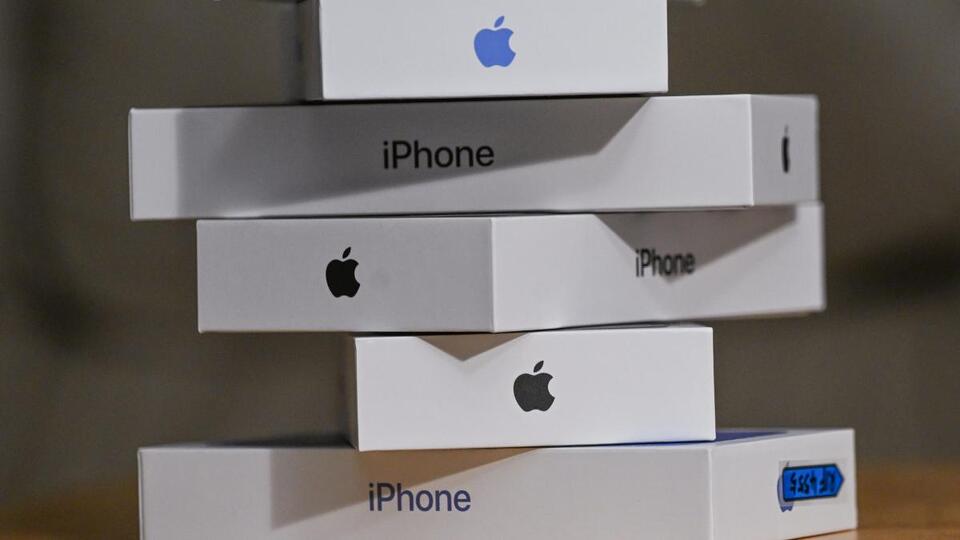 Should You Wait for iPhone 17 Air?