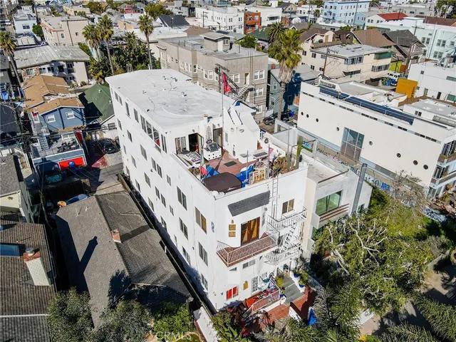 Venice beach living: Investment or dream home?