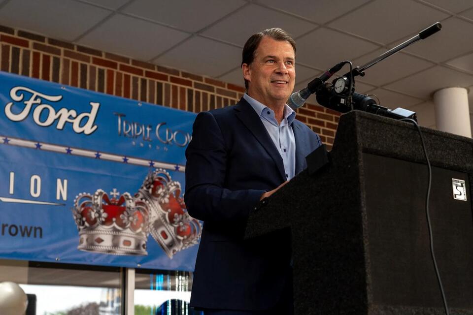 Ford’s big electric pickup reveal shakes Louisville