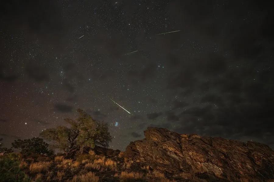 Las Vegas lights up for 2025’s biggest meteor shower