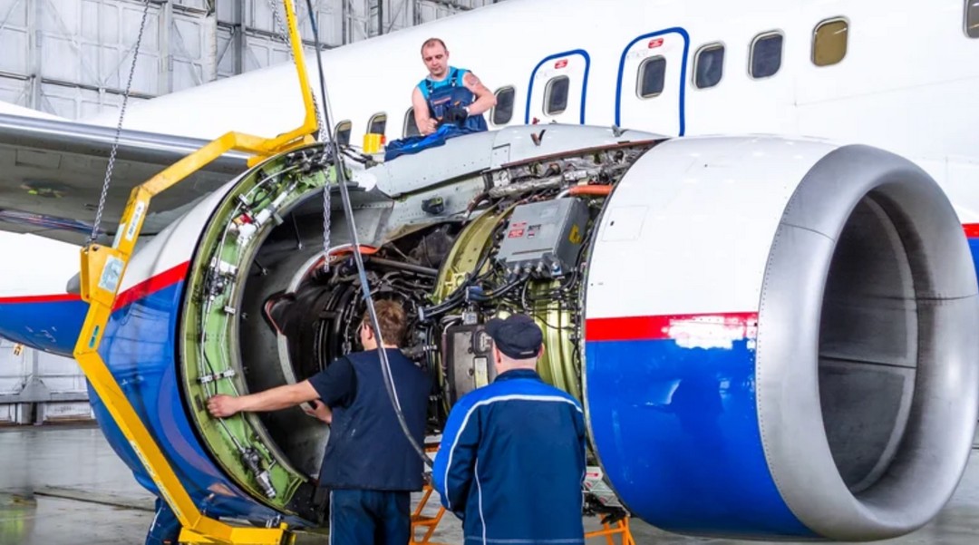 Why Boeing Can Build A 737 In 9 Days (But The 747 Took Much Longer) ✈️