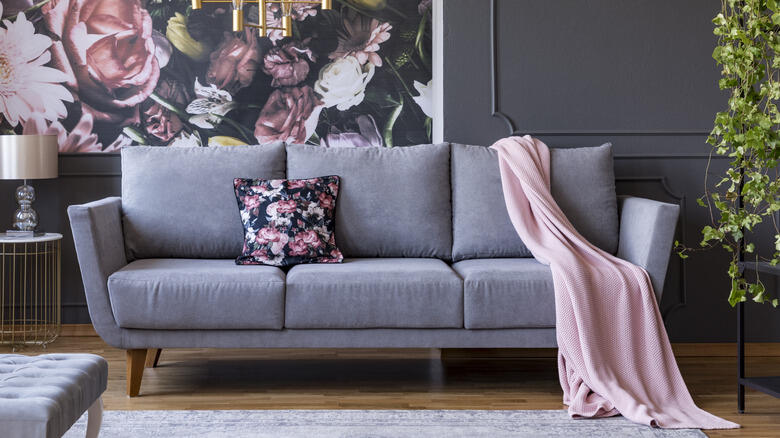 '80s Florals Are Taking Over Sofas Again!