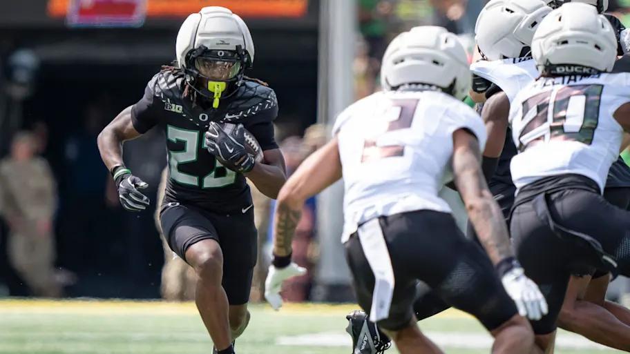 AP Top 25: Ducks Slide Behind Buckeyes