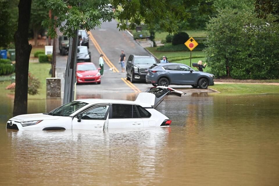 Don’t Get Fooled by Flooded Cars!