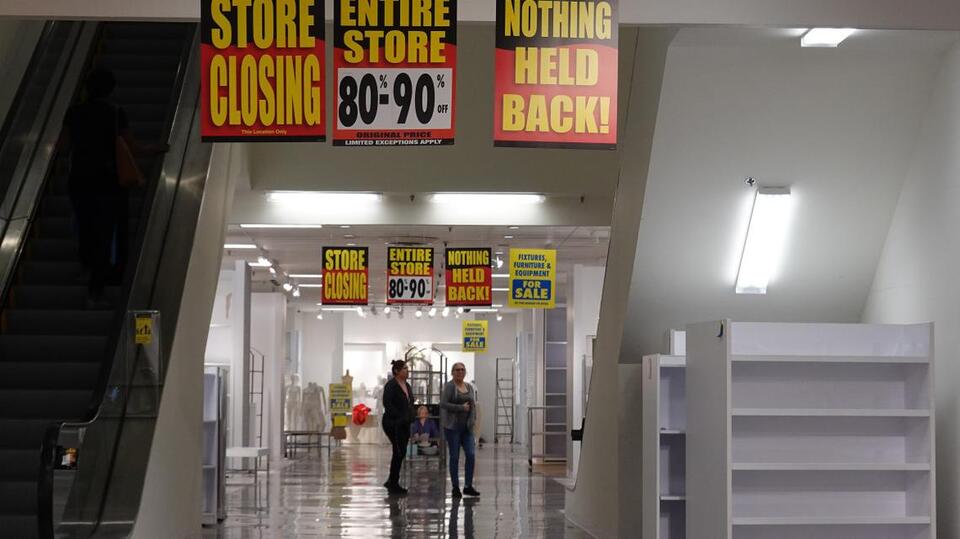 Claire's Closures: Mall Staple in Trouble?