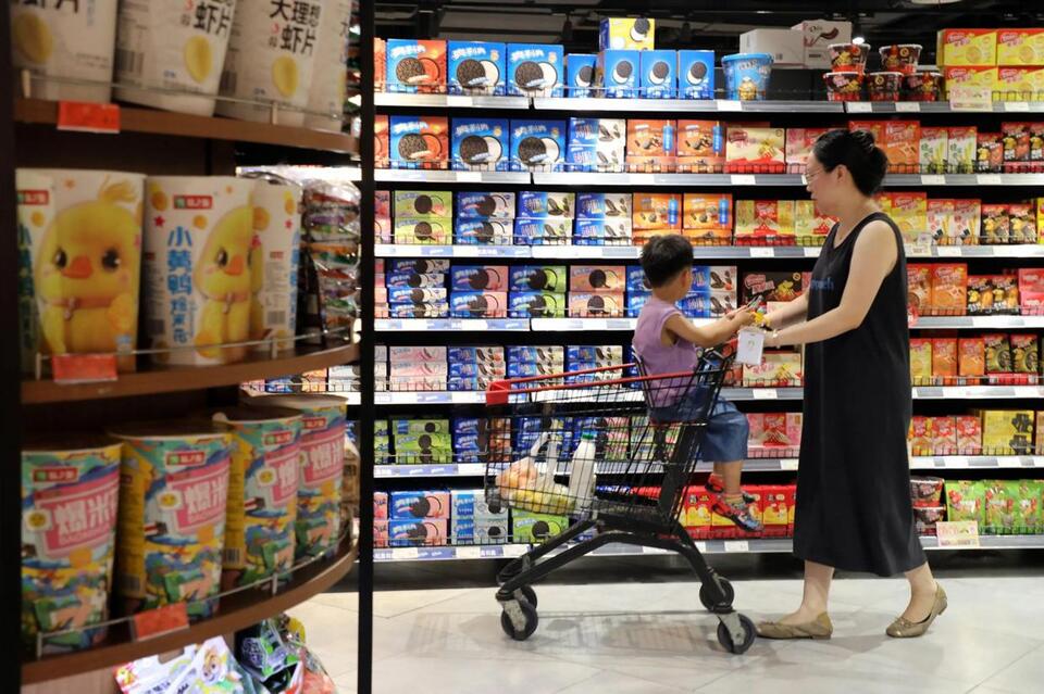 Walmart, Kroger & Target: Junk Food Crackdown