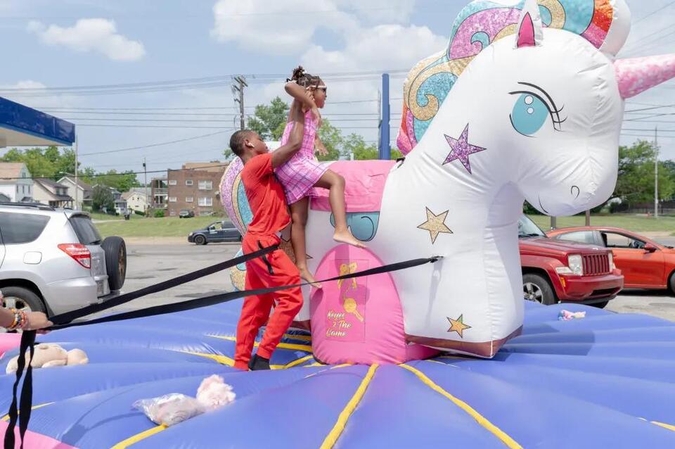 Mount Pleasant’s gas station turns into a back-to-school festival