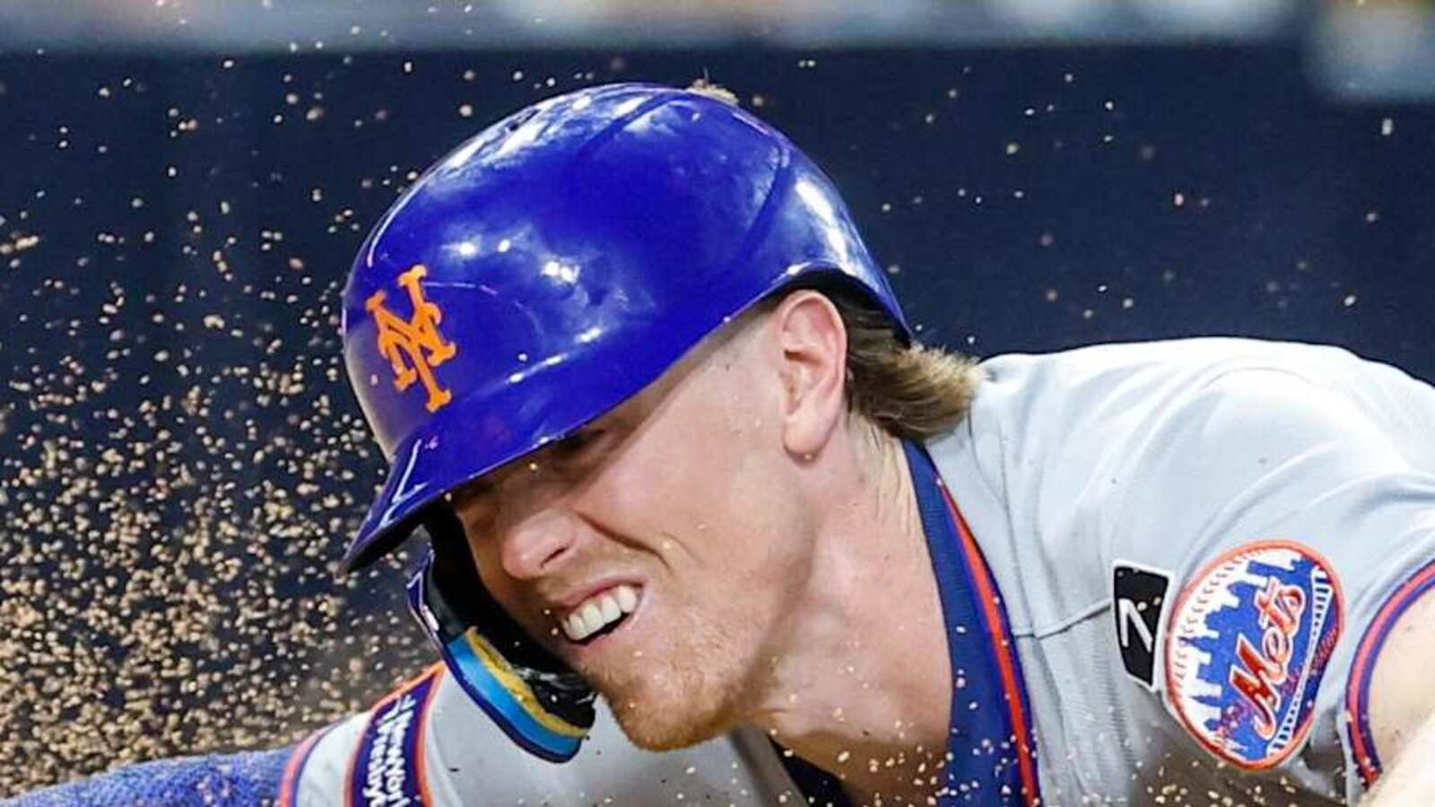 Mets bats explode, fireworks literally run out