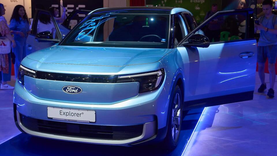 Ford Electric Vehicles: Can Cheaper EVs Save the Day?