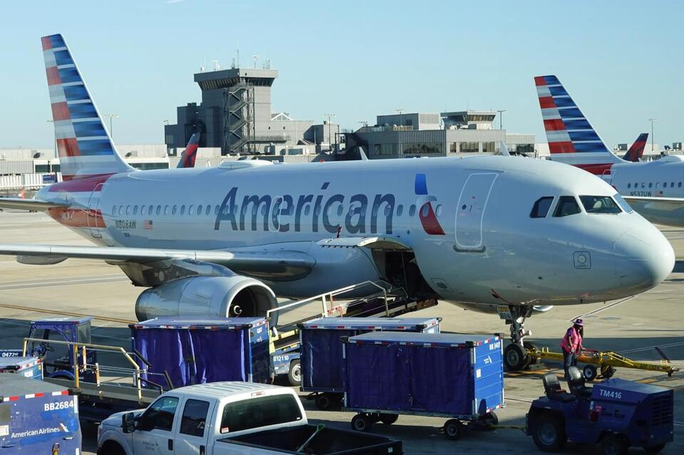 Musicians face new travel headaches at Nashville airport