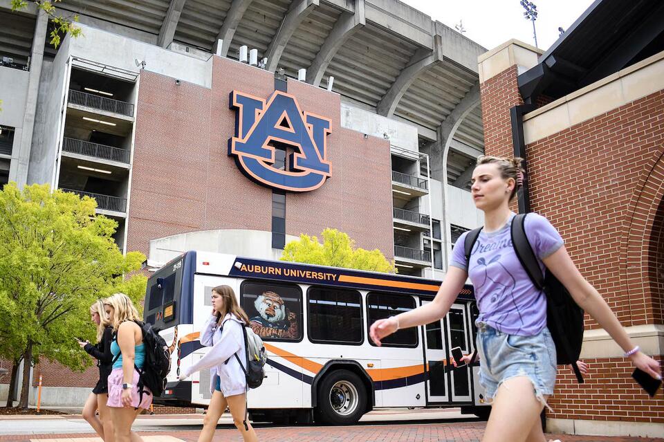 Auburn brings back test scores for 2027