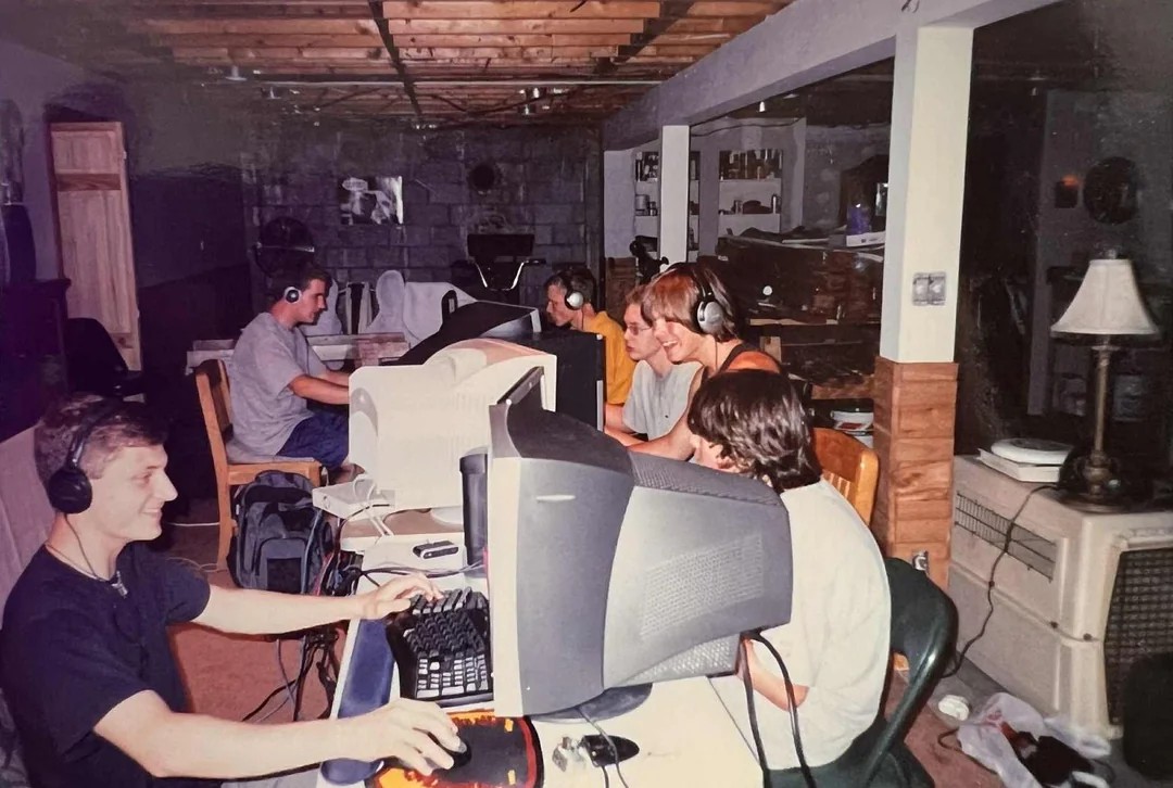 LAN parties were the best!! Early 2000s in my parents' basement 💻