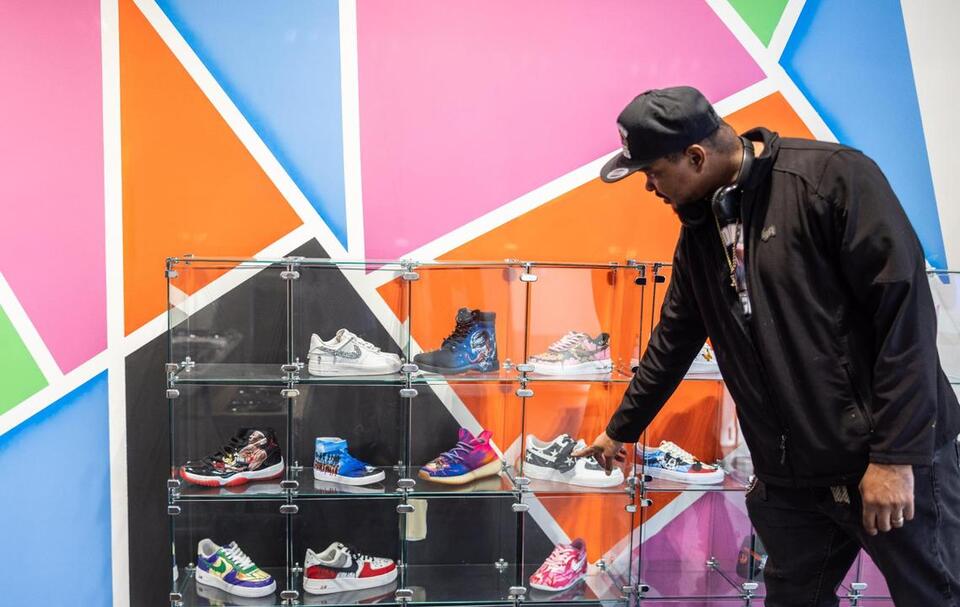 Why Your Favorite Mall Shops Are Disappearing