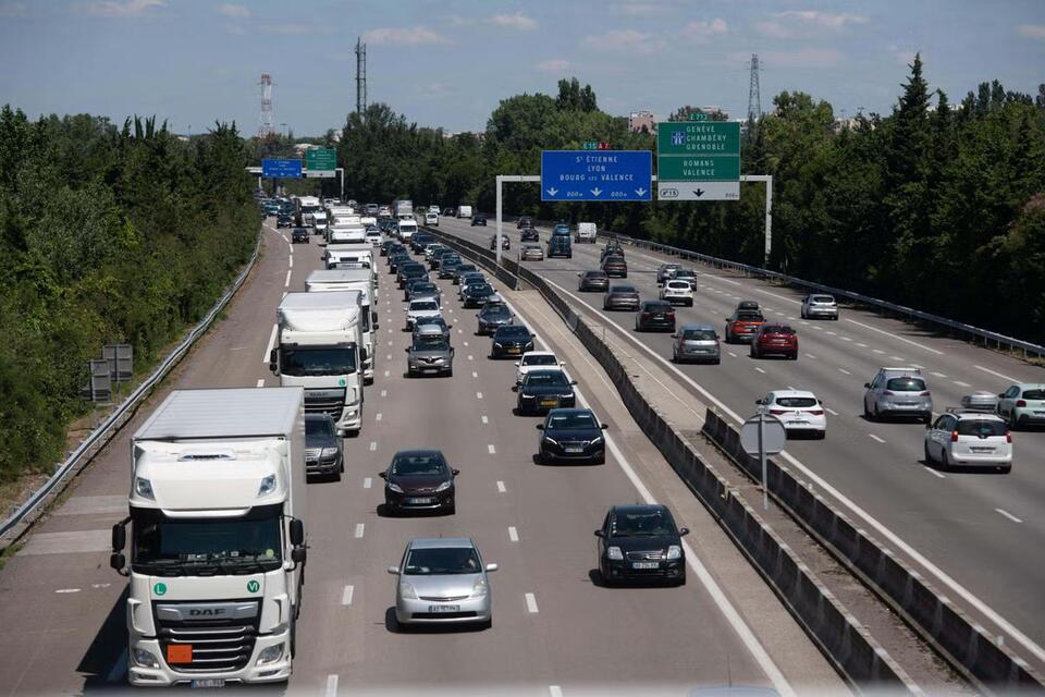 French Roads Are Literally Melting!