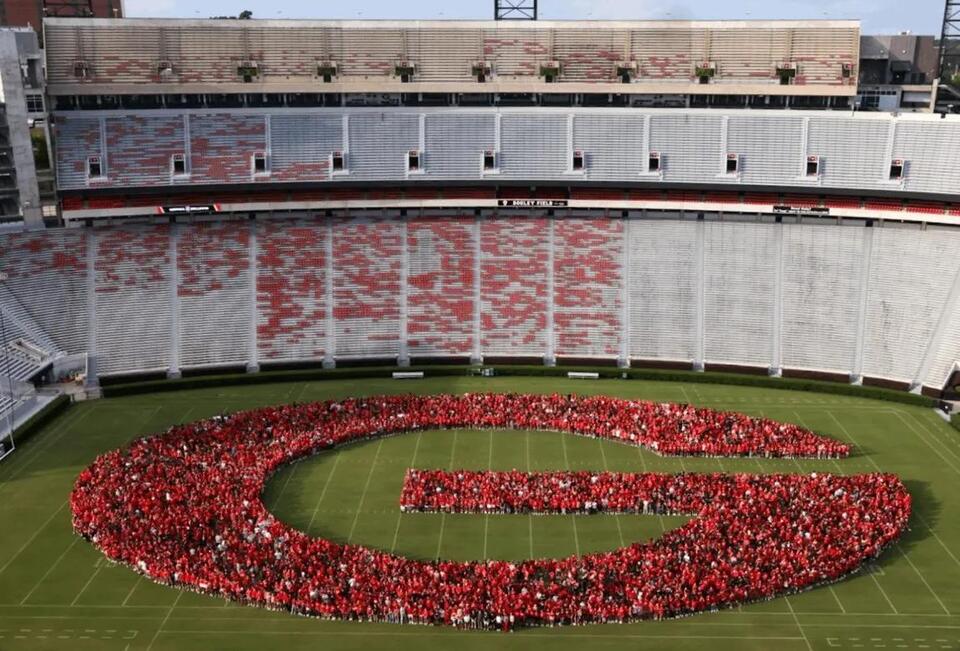 Georgia football legend 'The General' remembered