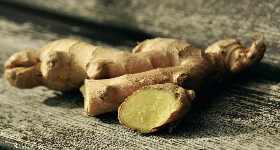 6 Foods You Eat That Could Be Risky!