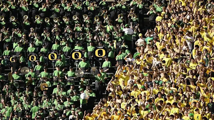 Autzen’s new color game: Which side are you on?
