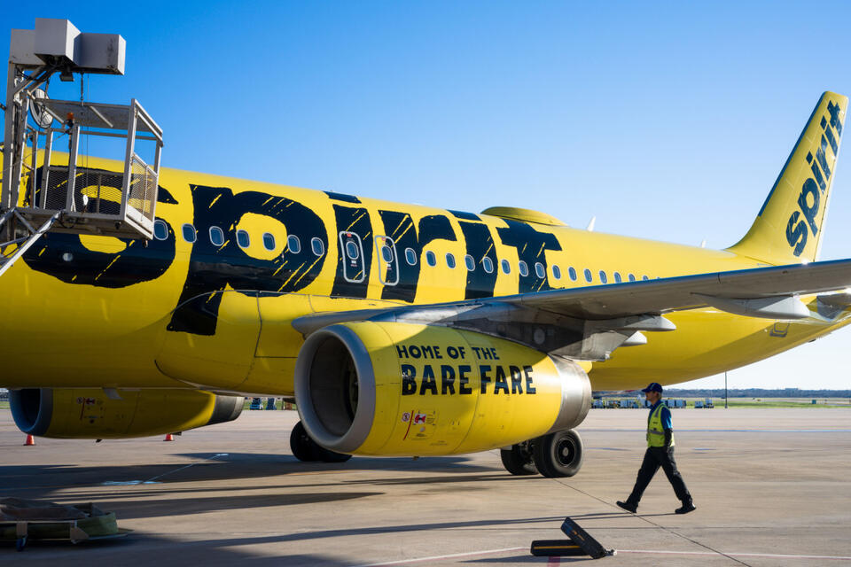 Spirit Slashes Flights to LA, Vegas & Dallas