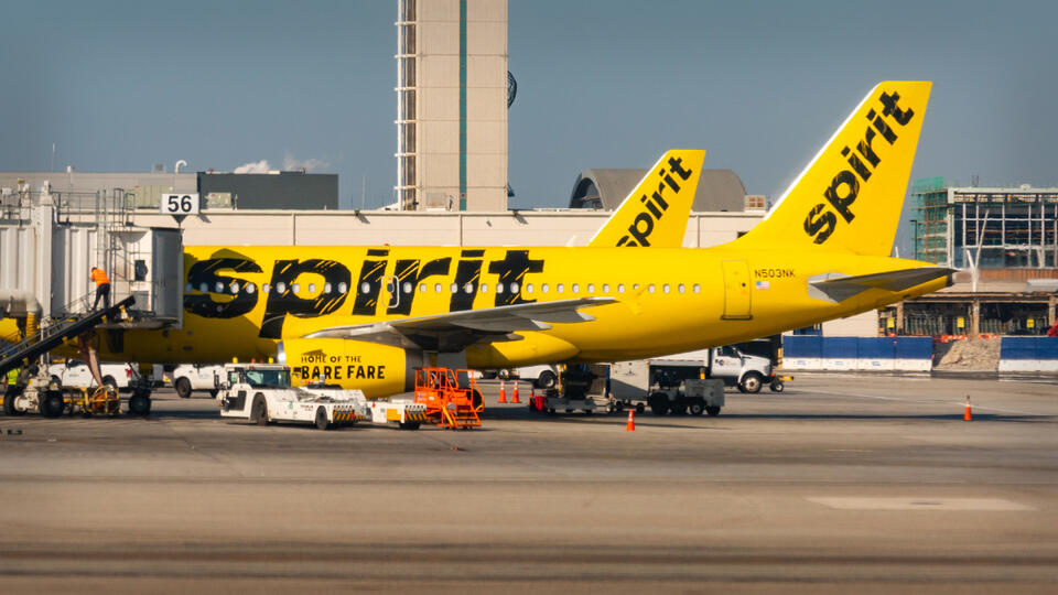 Spirit Slashes Flights to LA, Vegas & Dallas