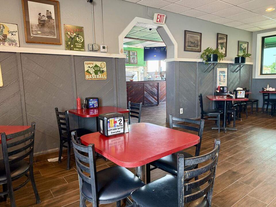 Fort Worth’s Zeke’s Fish & Chips is back!