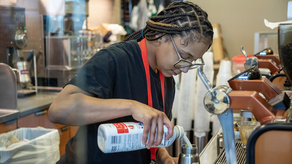 Starbucks Wants Your Coffee in 4 Minutes Flat