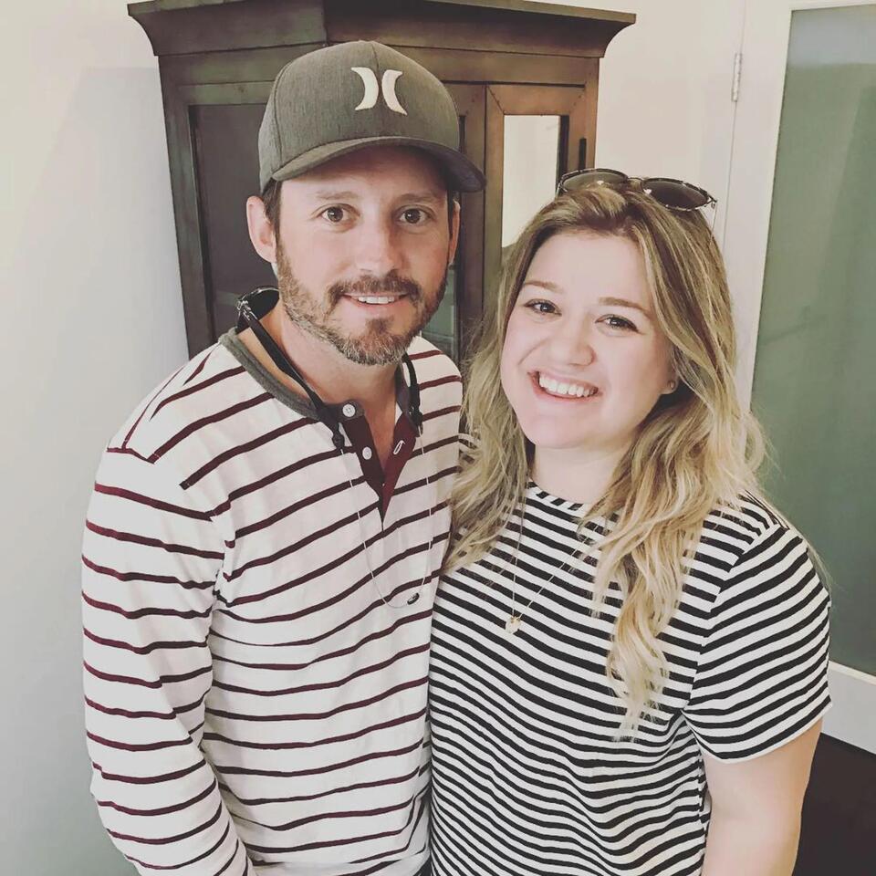 Kelly Clarkson’s Ex Dies After Secret Cancer Battle