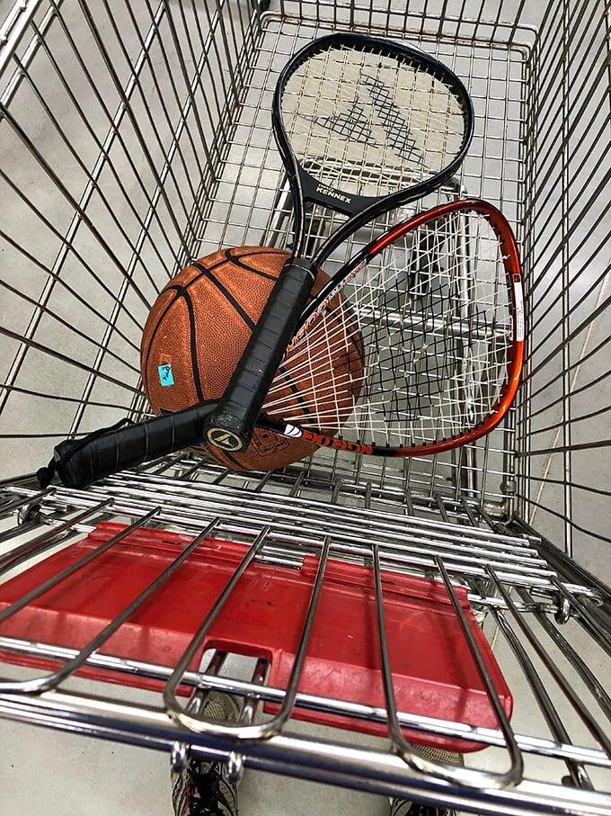 Akron’s thrift haven: Where $40 fills your trunk