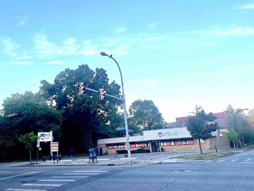 Elmwood’s chance to break the box store cycle