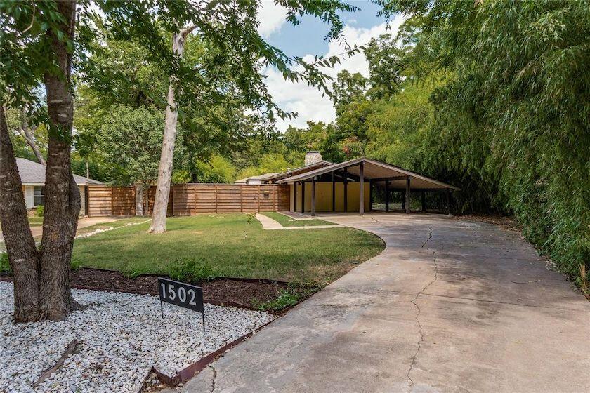 Oak Cliff’s coolest midcentury hideaway