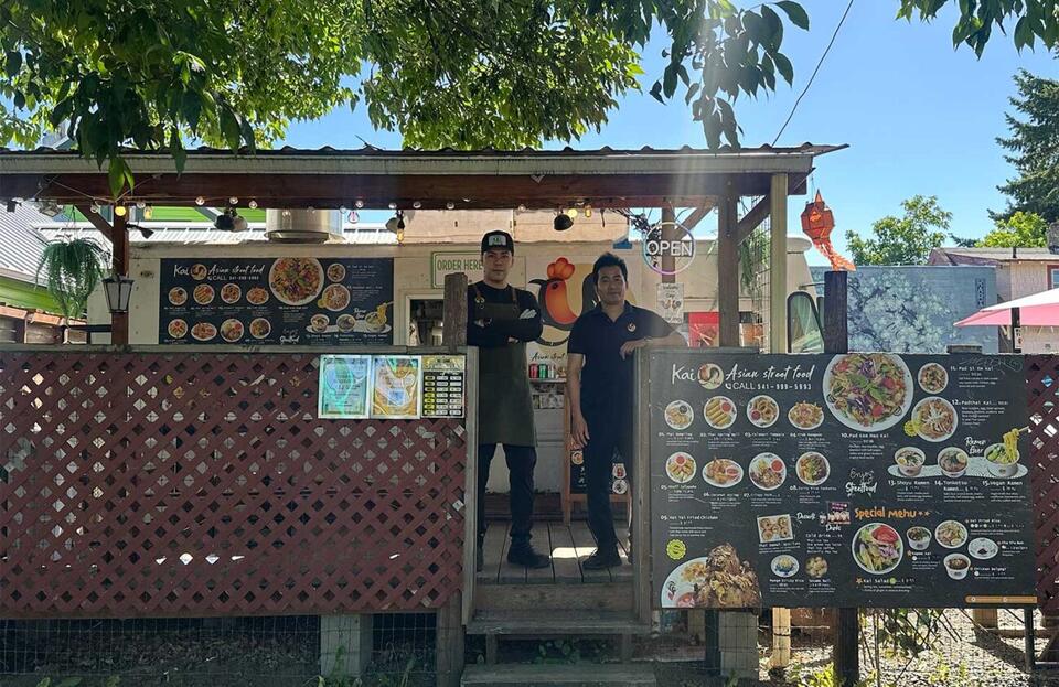 Eugene’s Thai street food cart brings bold flavor home