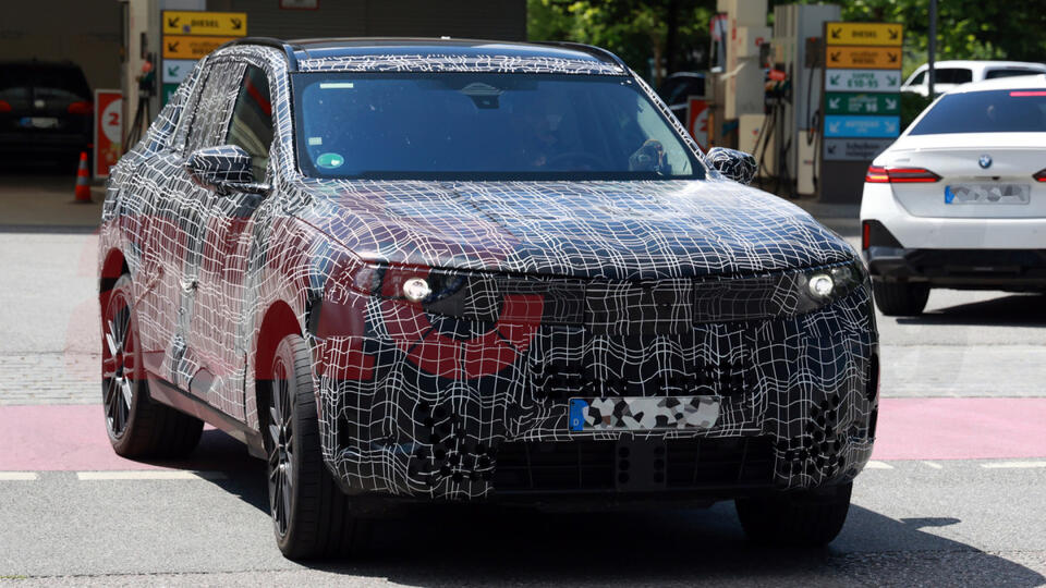 BMW’s New G-Class Rival Is Coming