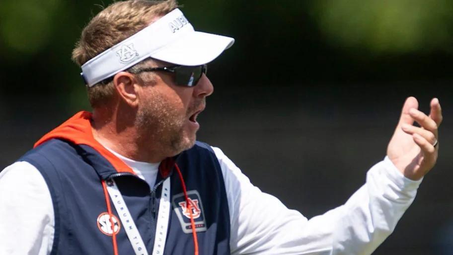 Auburn football’s media control sparks debate