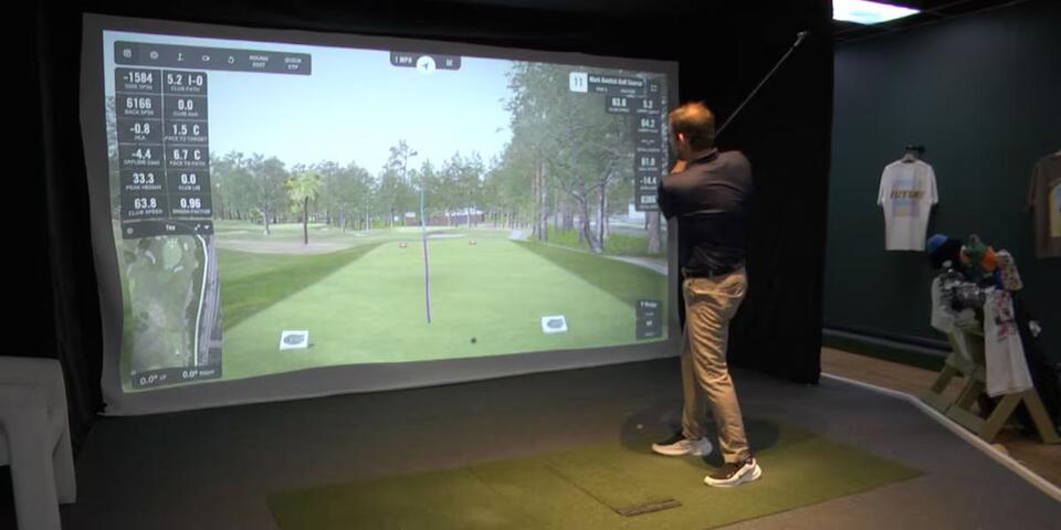 Gainesville’s Future Country Club brings golf indoors