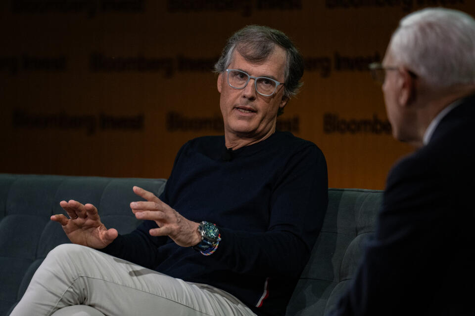 Why This Billionaire Is Betting on AI Powerhouses