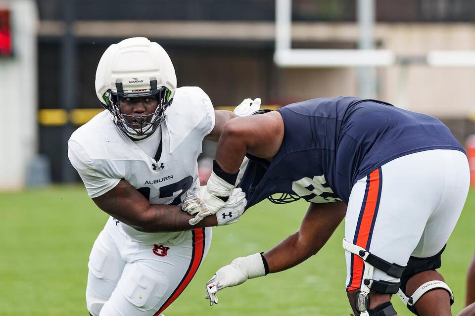 Two Maliks are shaking up Auburn’s defense