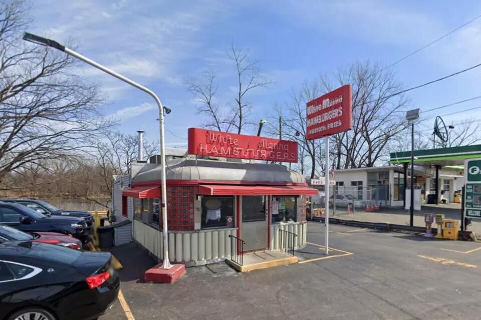 Mount Holly’s favorite chicken spot closes overnight