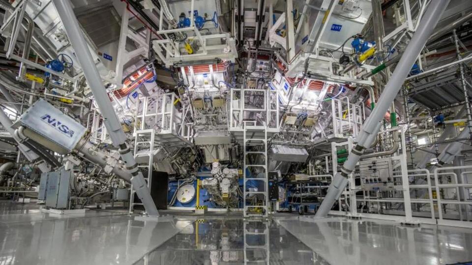 AI Outshines Supercomputers in Fusion
