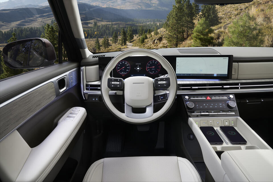 Hyundai’s Santa Fe Hybrid Lease Is Wildly Good