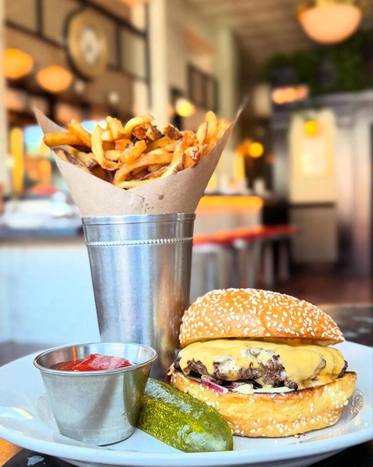 Fort Worth Burger Week: $7 burgers & big prizes!