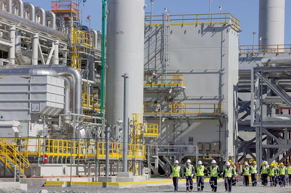 How an Oil & Gas Firm Cashed In on the AI Boom