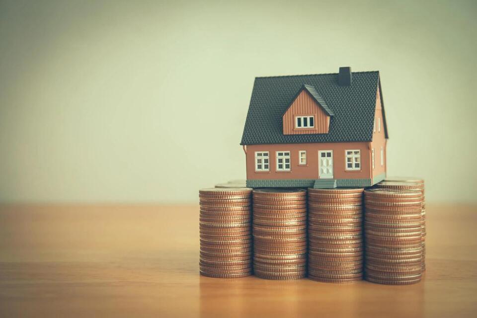 Which Home Loan Hack Saves More After Rate Cuts?