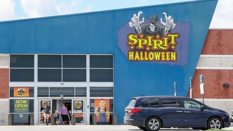 Why That Empty Store Is Suddenly Spooky